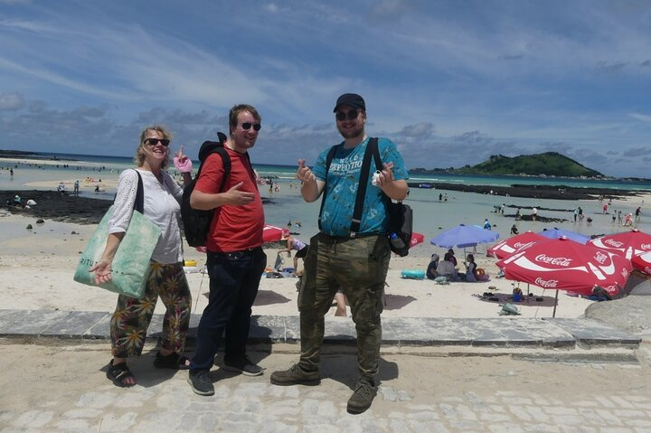 Jeju airport start & west tour & drop off in seogwipo(Jeju city)  - Photo 1 of 5